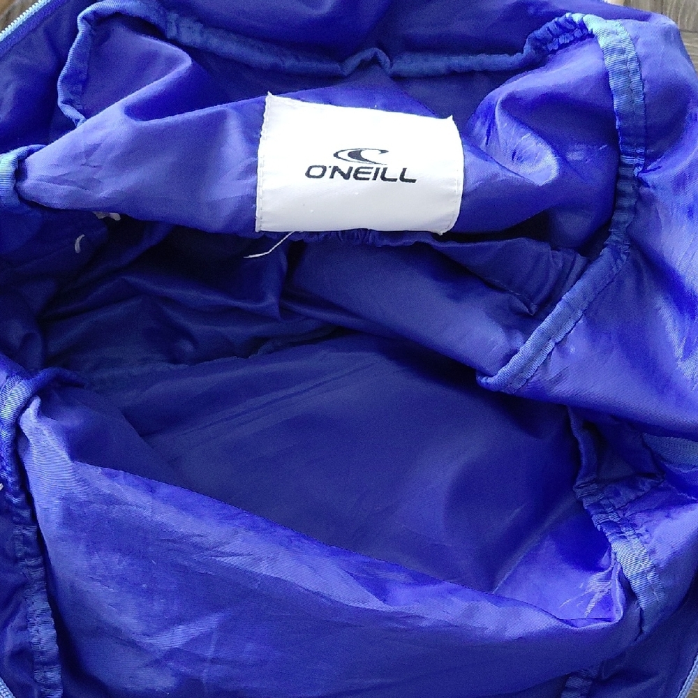 O'Neill Blue Floral Canvas Backpack with Beige Trim - Picture 2 of 3
